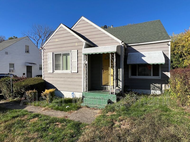 870 Frederick Blvd Akron, OH property image