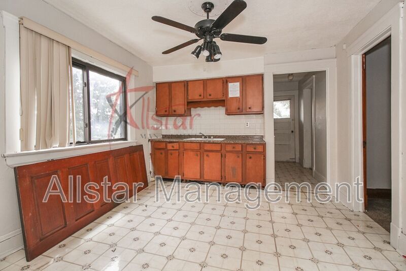 2203 Tate Ave. (Upstairs), Cleveland property image