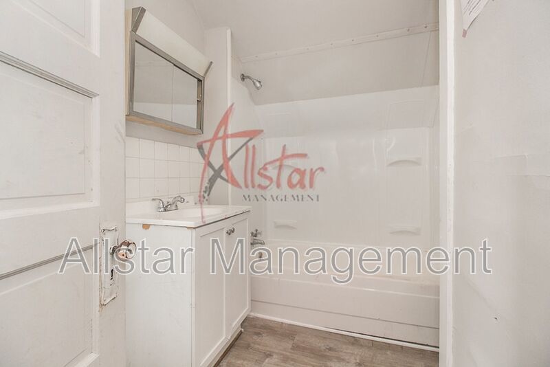 2203 Tate Ave. (Upstairs), Cleveland property image