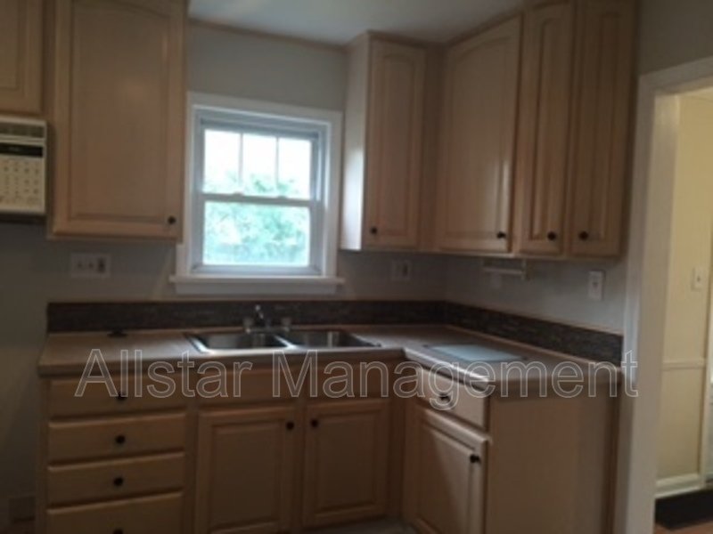 330 E 211th Street, Euclid, OH property image