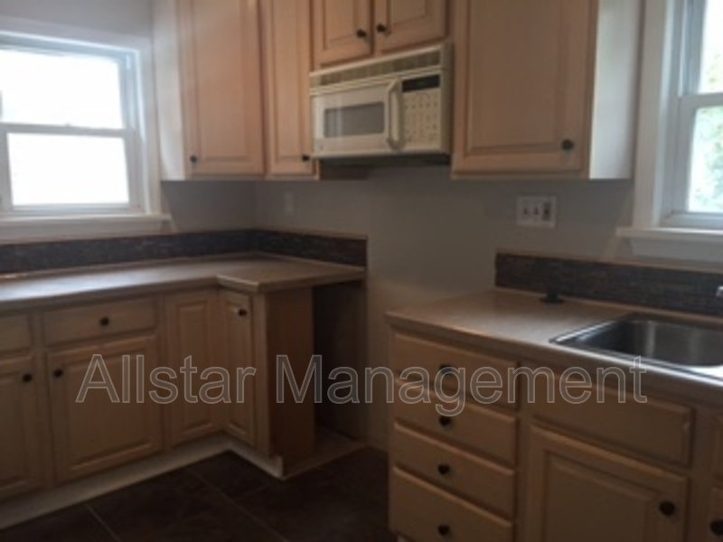 330 E 211th Street, Euclid, OH property image