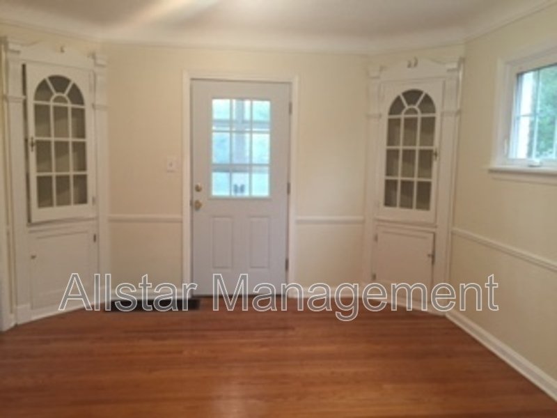 330 E 211th Street, Euclid, OH property image