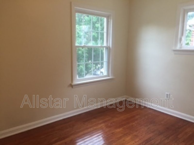 330 E 211th Street, Euclid, OH property image