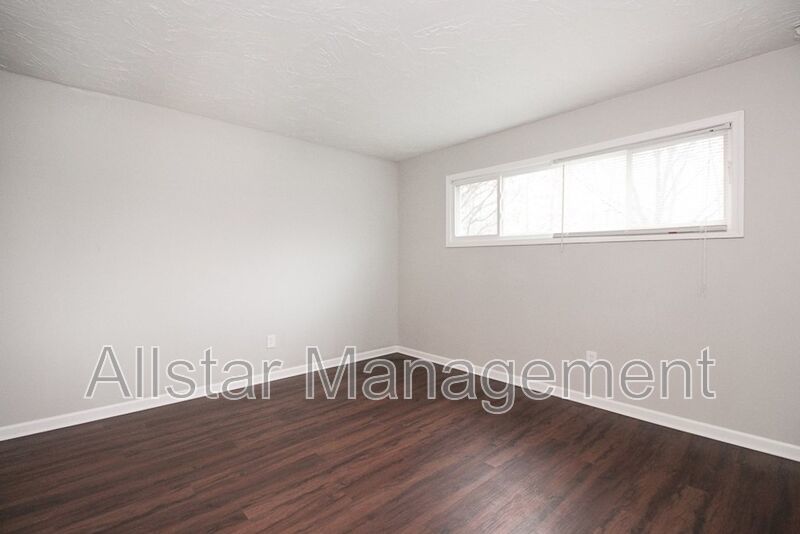 6393 Springwood, Parma Heights property image