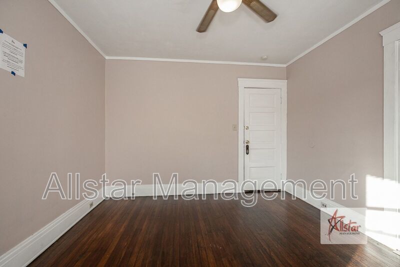 3786 W 37 St #2, Cleveland property image