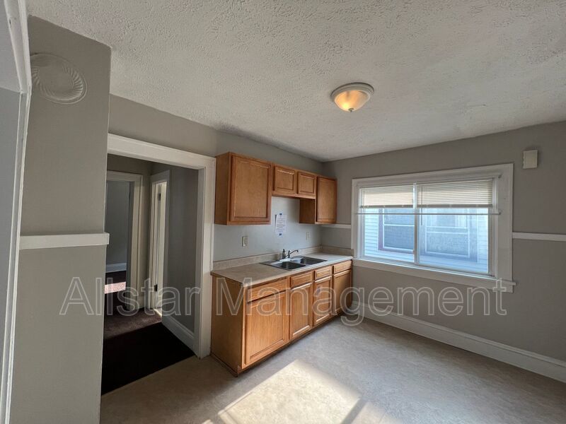 3043 W 116 St - Up, Cleveland property image