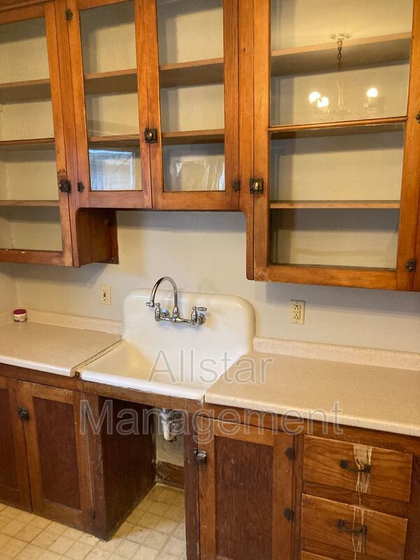 4115 Henritze Avenue  Cleveland, OH property image