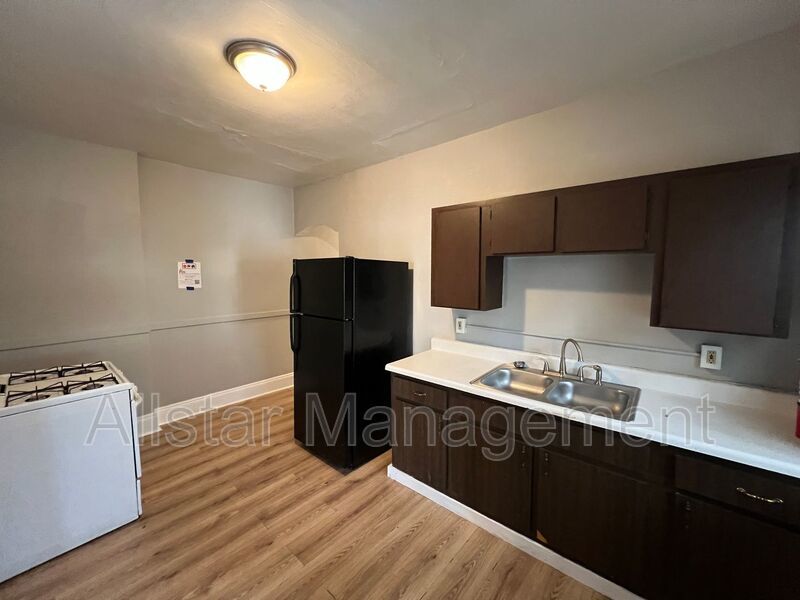 E 142nd St 3628 Unit 3  Cleveland, OH property image