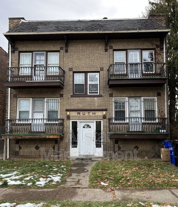 E 142nd St 3628 Unit 3  Cleveland, OH property image