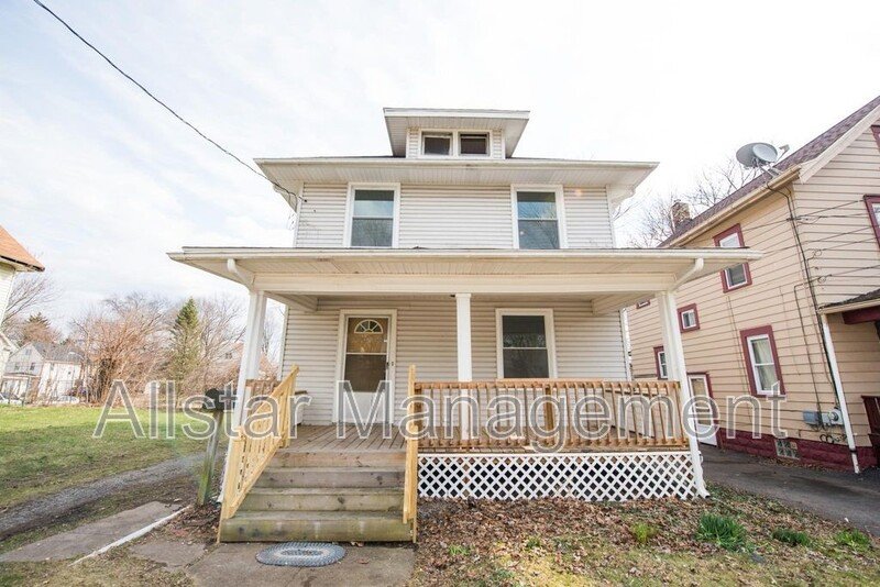 284 Gordon Dr. Akron OH property image