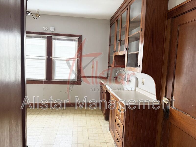 4115 Henritze Avenue  Cleveland, OH property image