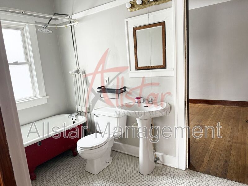 4115 Henritze Avenue  Cleveland, OH property image