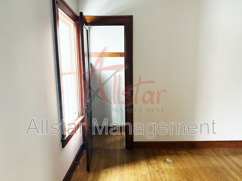 4115 Henritze Avenue  Cleveland, OH property image