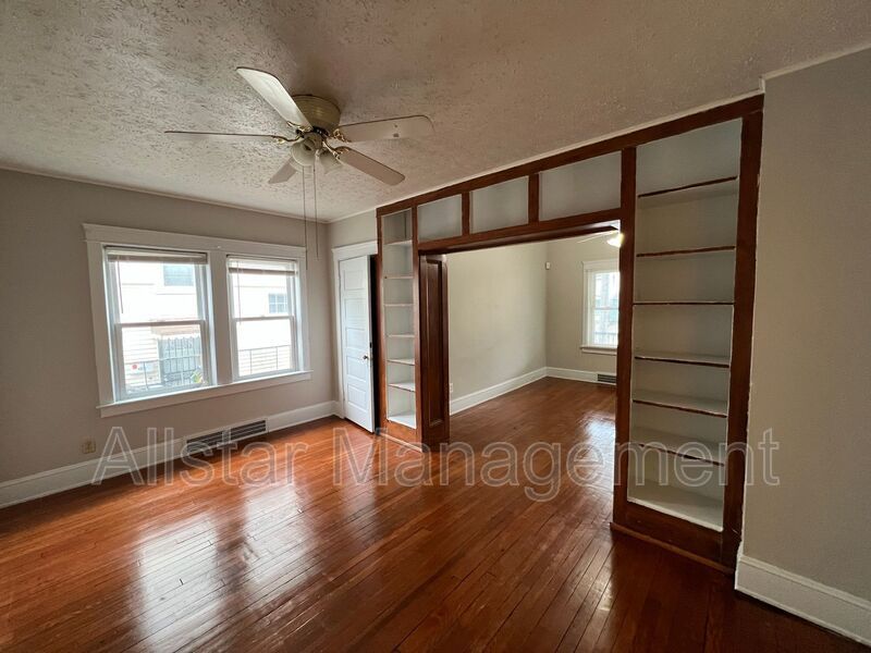 3268 W 84 St - Down, Cleveland property image