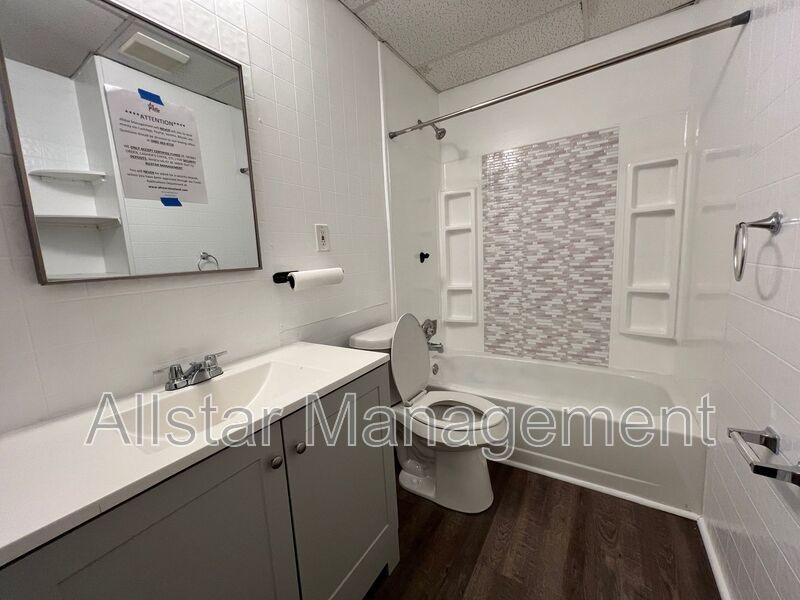 3268 W 84 St - Down, Cleveland property image