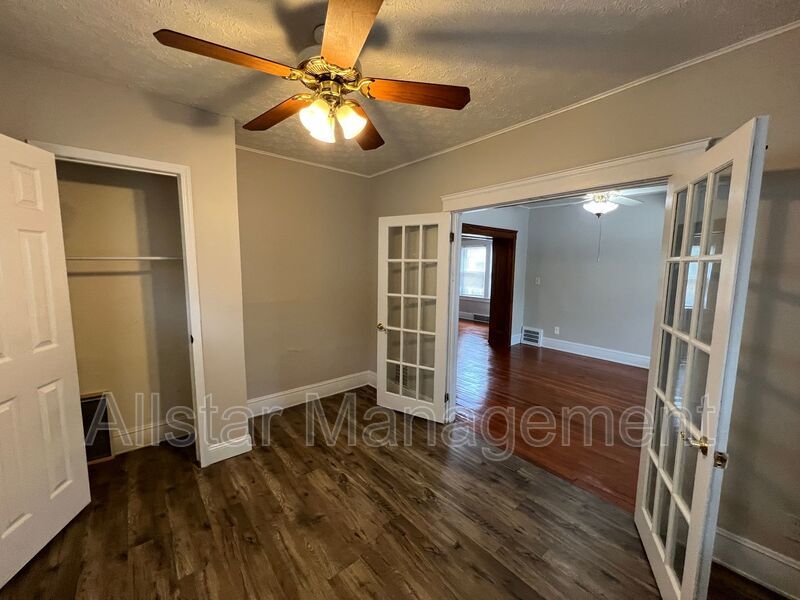 3268 W 84 St - Down, Cleveland property image