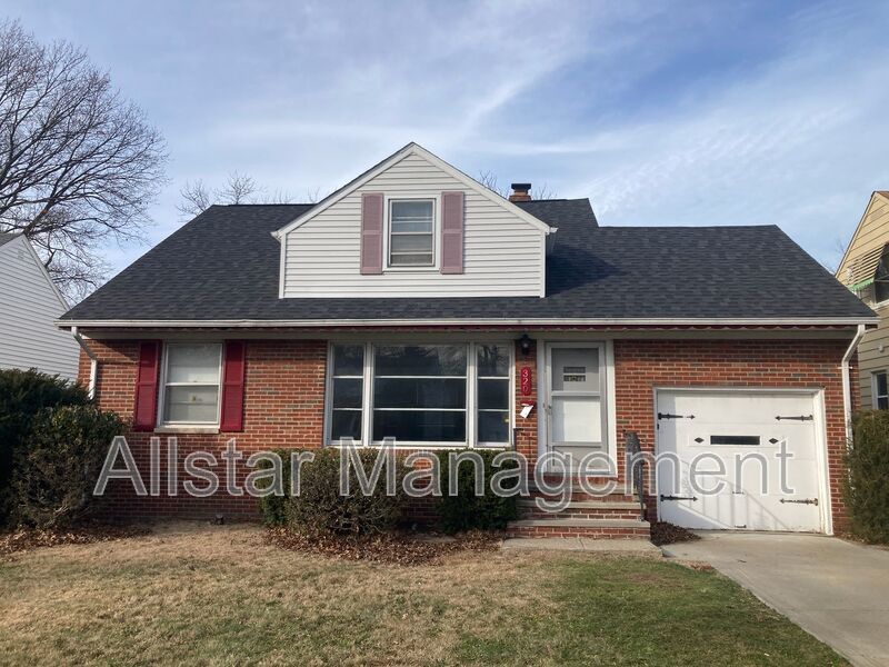 320 Halle Dr. Euclid, OH 44132 property image