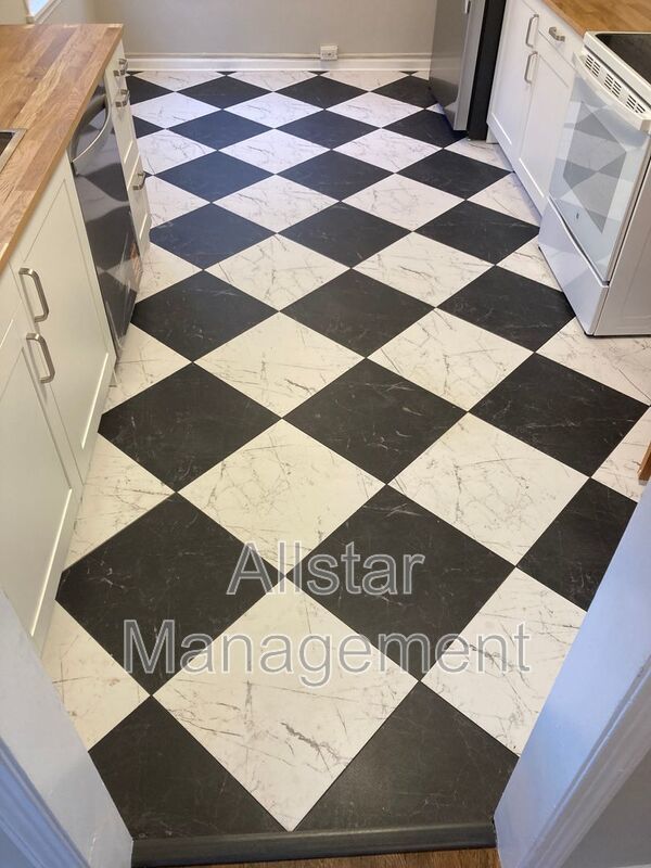 320 Halle Dr. Euclid, OH 44132 property image