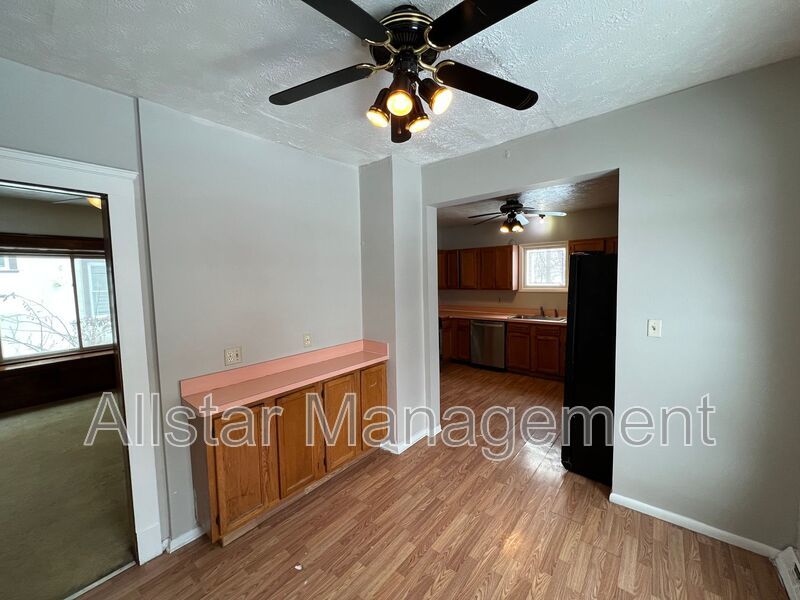 4296 E 114 St, Cleveland property image