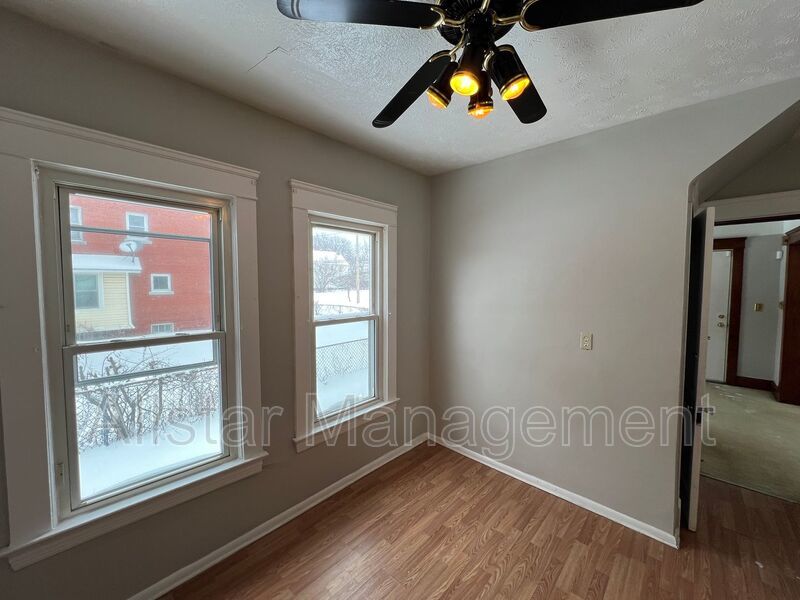 4296 E 114 St, Cleveland property image