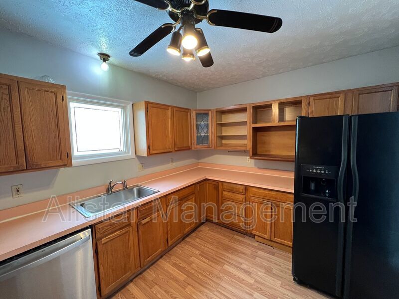 4296 E 114 St, Cleveland property image