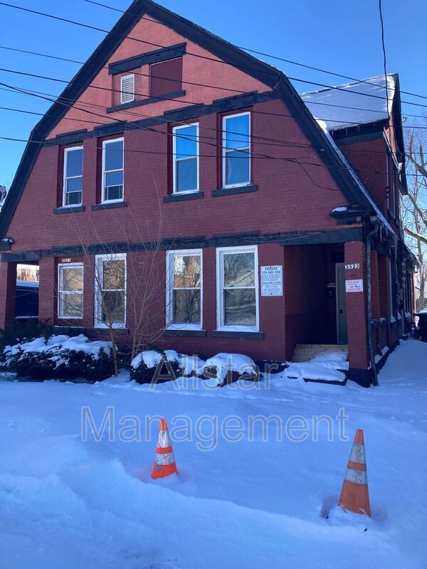 3523 W 58th St - Down unit property image