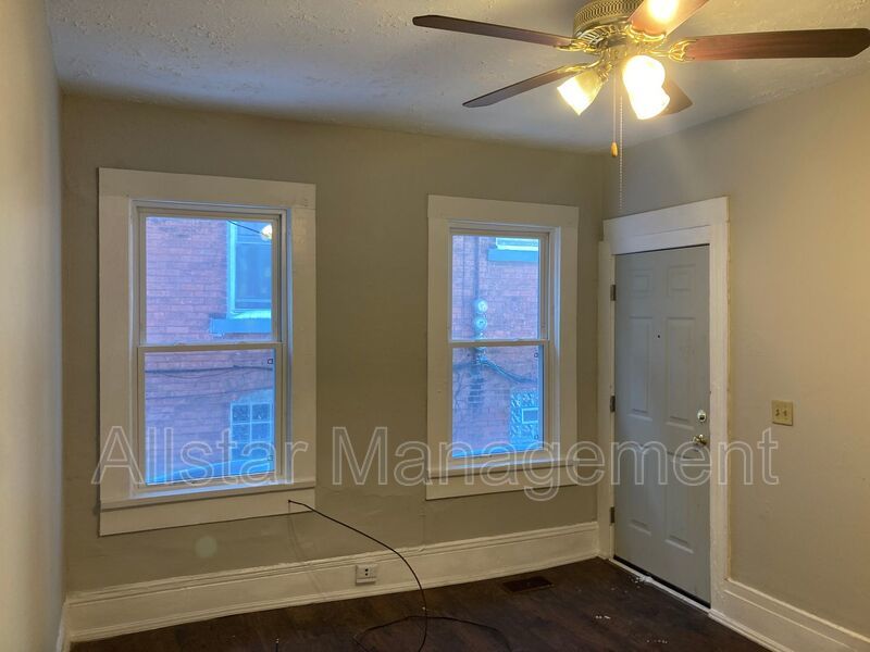 3523 W 58th St - Down unit property image