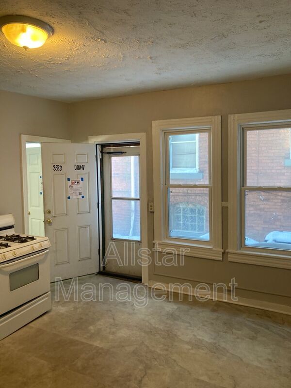 3523 W 58th St - Down unit property image