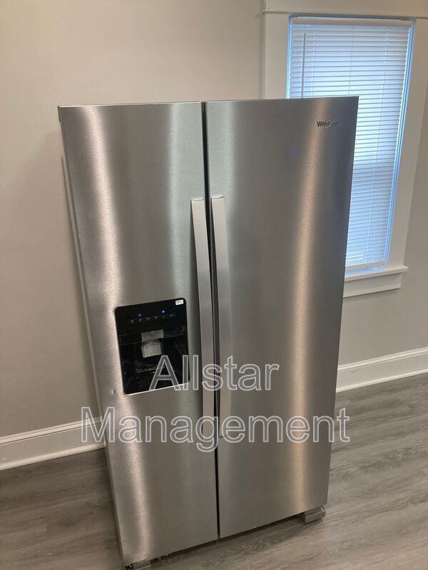 521 E 109th Street Cleveland, OH 44108 property image