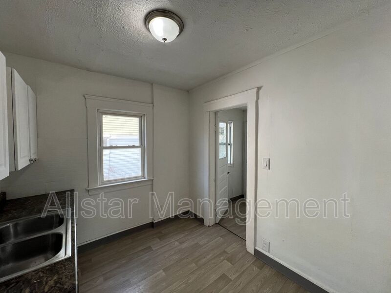 3467 E 125th Street Cleveland, OH 44120 property image