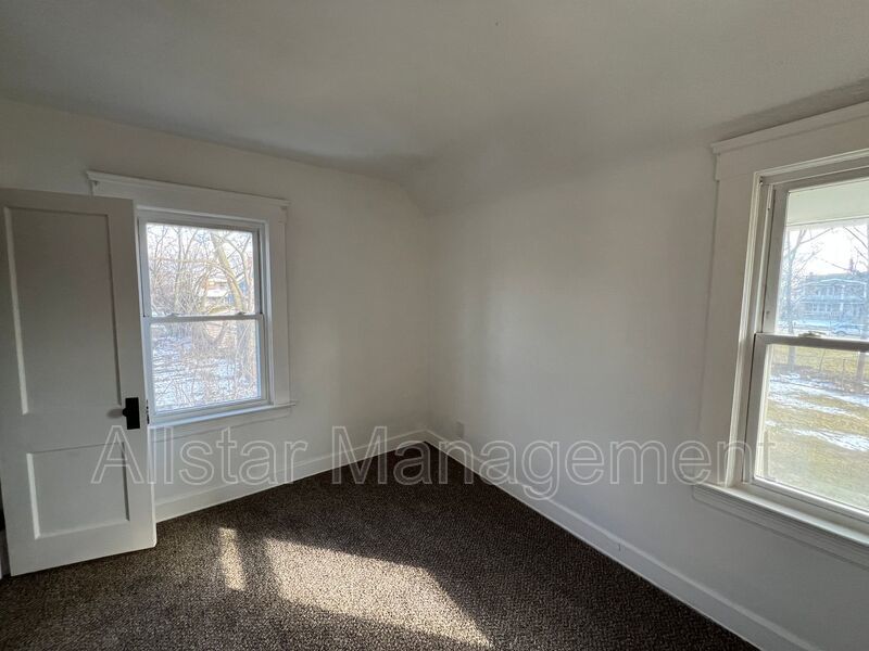 3467 E 125th Street Cleveland, OH 44120 property image