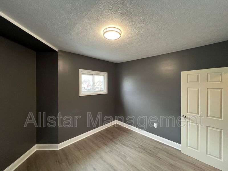 760 West 9th Street Lorain, OH 44052 property image