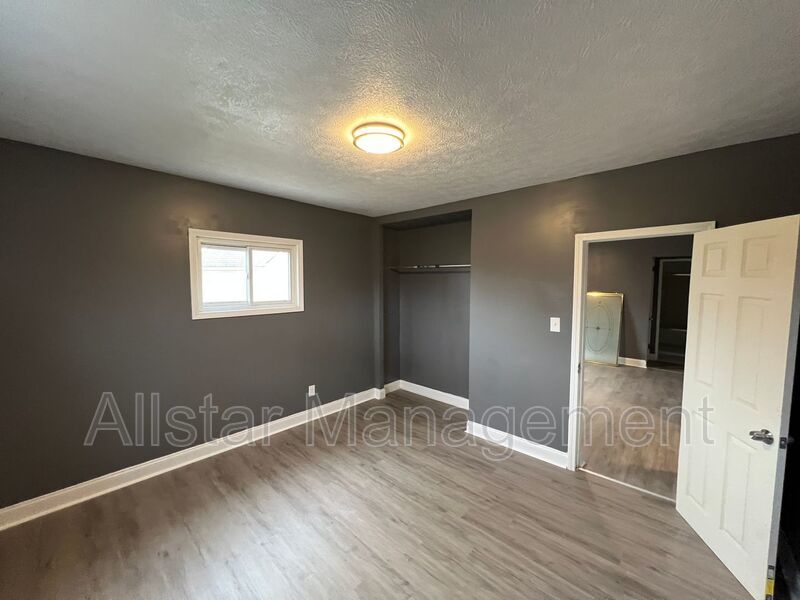 760 West 9th Street Lorain, OH 44052 property image