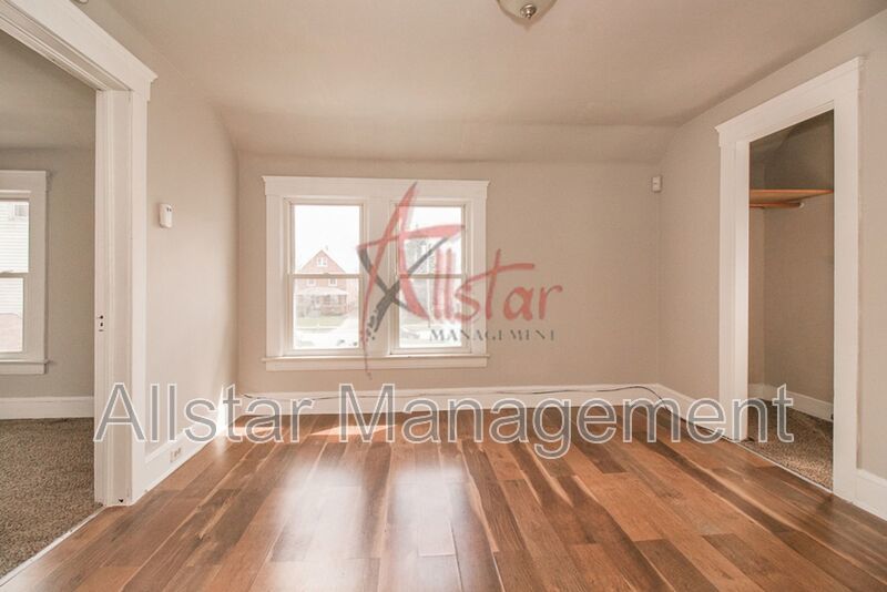 1622 Ridgewood Ave. (Up), Lakewood property image