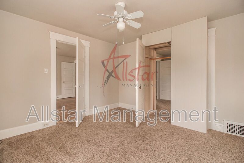 1622 Ridgewood Ave. (Up), Lakewood property image