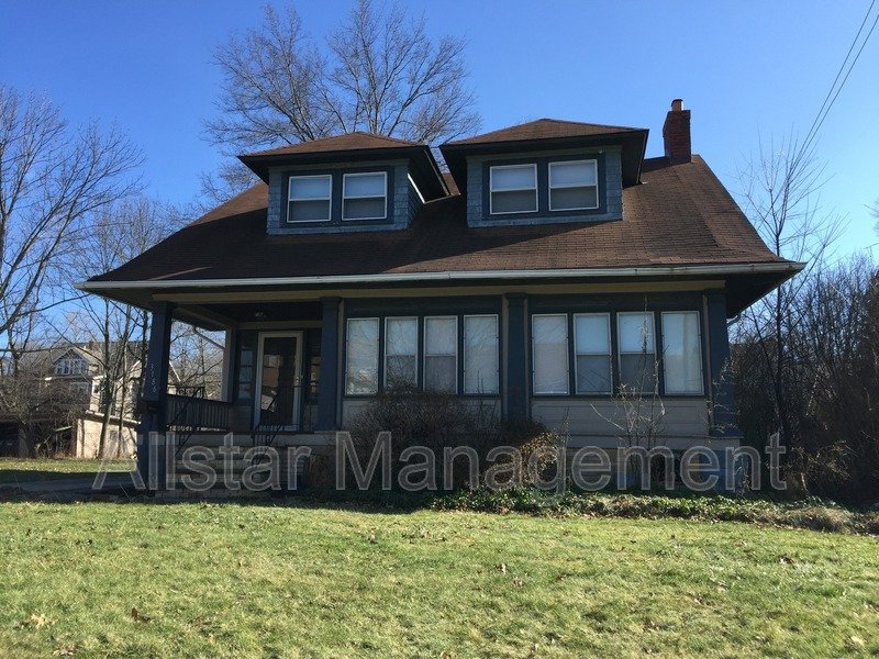 3186 Whitethorn Rd. Cleveland Heights, OH 44118 property image