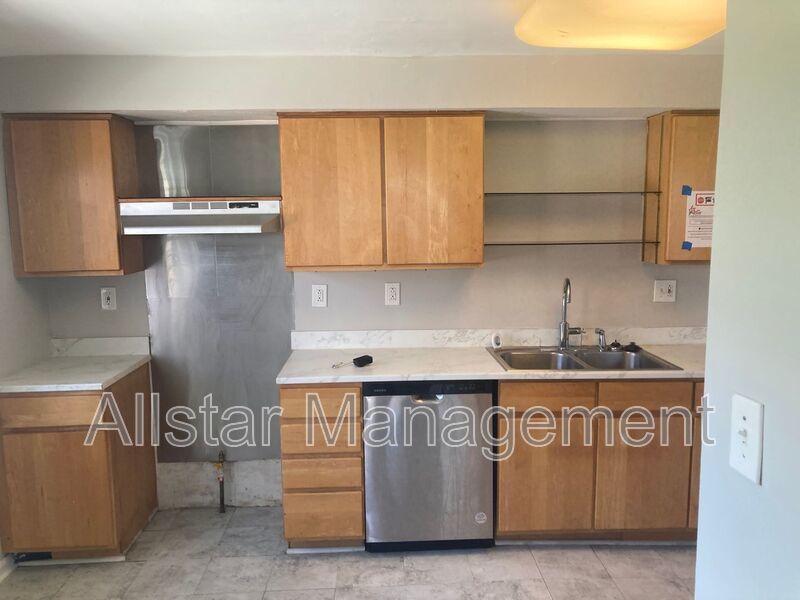 3186 Whitethorn Rd. Cleveland Heights, OH 44118 property image