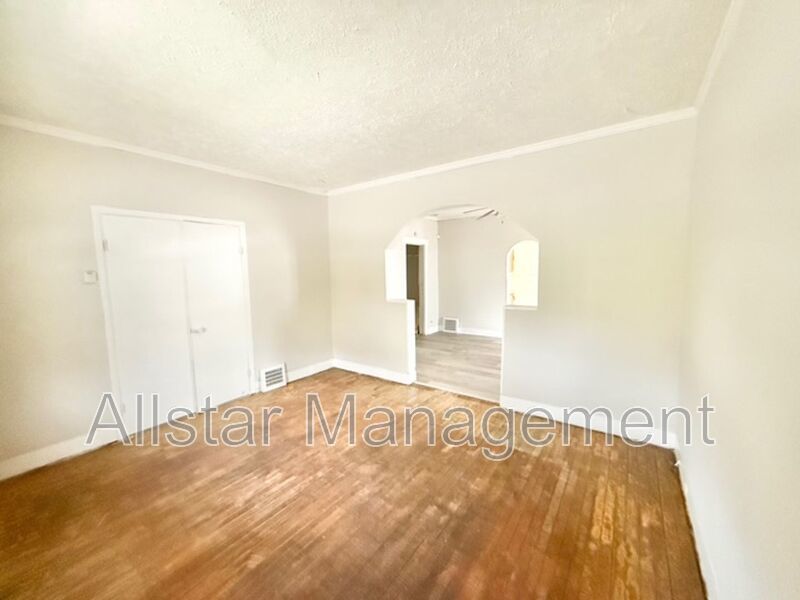 6706 Gertrude Ave Unit 1 Cleveland, OH 44105 property image