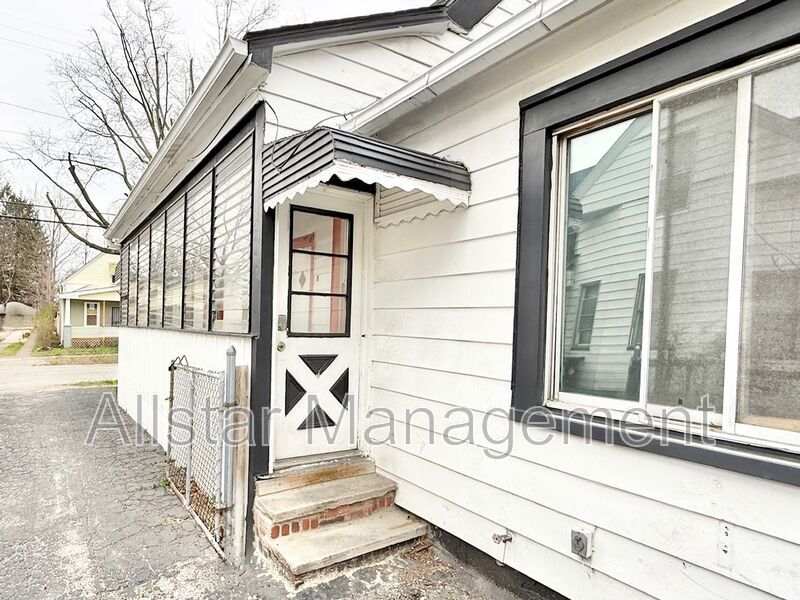 6706 Gertrude Ave Unit 1 Cleveland, OH 44105 property image