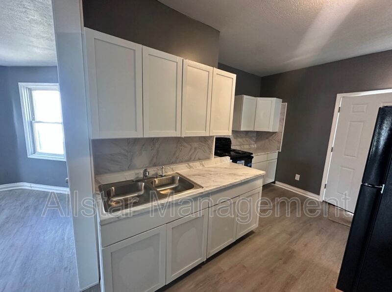 760 West 9th Street Lorain, OH 44052 property image