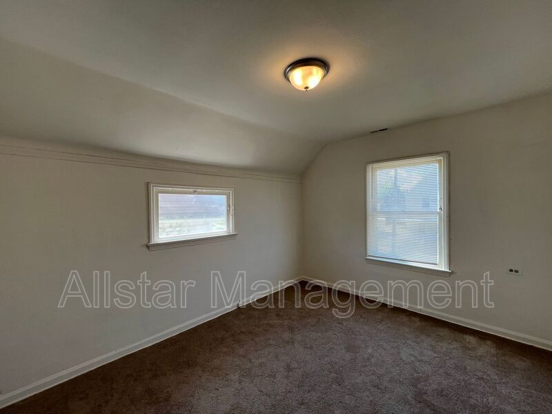 3617 W 46th ( Up) Cleveland, OH 44102 property image
