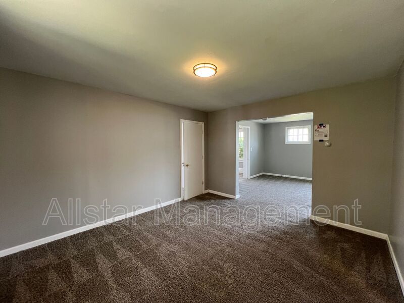 4859 E 97th Street - Down Garfield Heights, OH 44125 property image