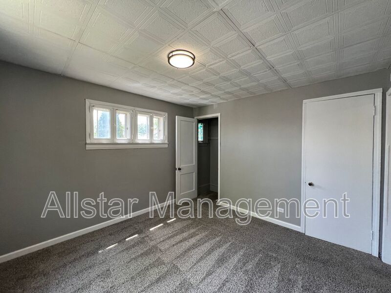 4859 E 97th Street - Down Garfield Heights, OH 44125 property image