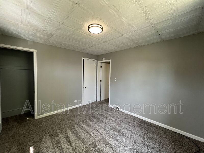 4859 E 97th Street - Down Garfield Heights, OH 44125 property image