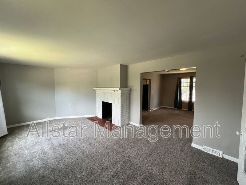 4859 E 97th Street - Down Garfield Heights, OH 44125 property image