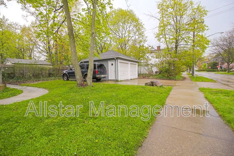 3065 Derbyshire Rd., Cleveland Hts. property image