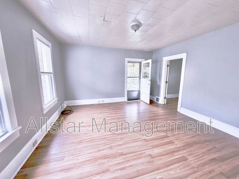 6714 Worley Ave.  Cleveland, OH Rear/upper unit property image