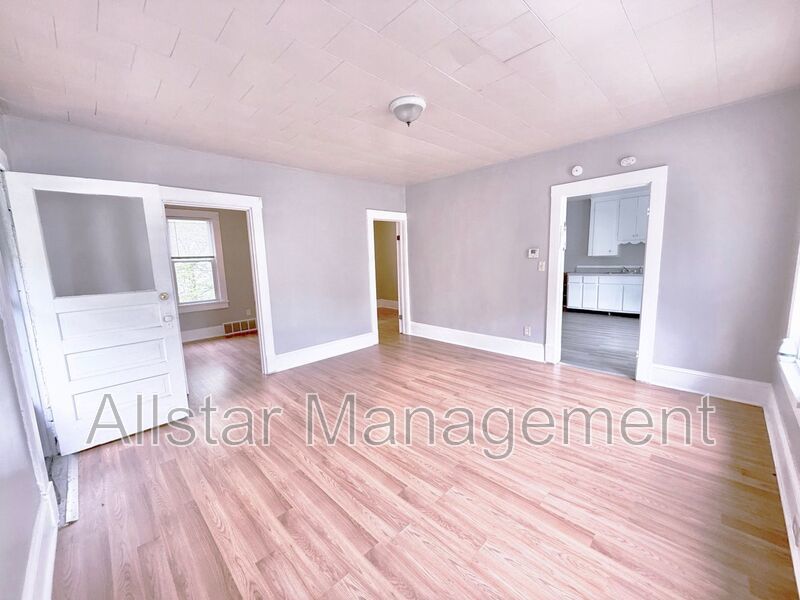 6714 Worley Ave.  Cleveland, OH Rear/upper unit property image