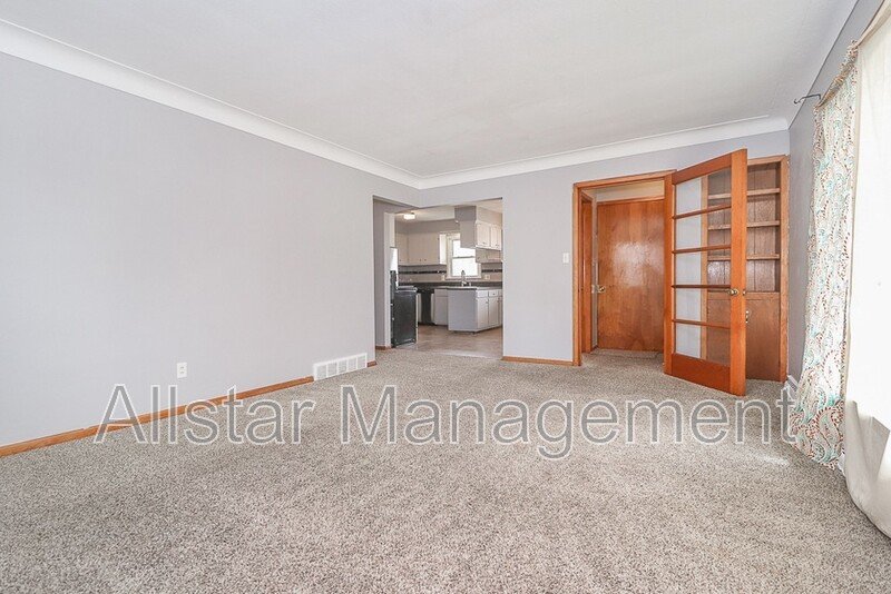 26611 Lakeshore Blvd. (Up), Euclid property image
