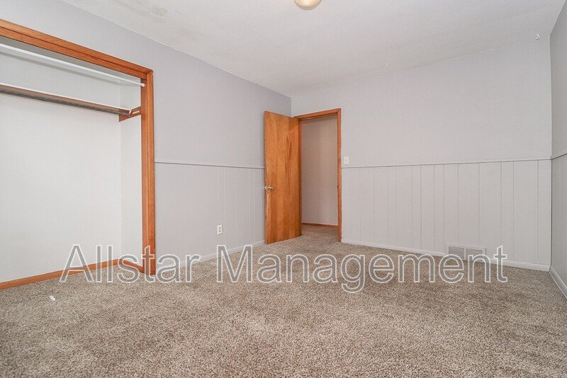 26611 Lakeshore Blvd. (Up), Euclid property image
